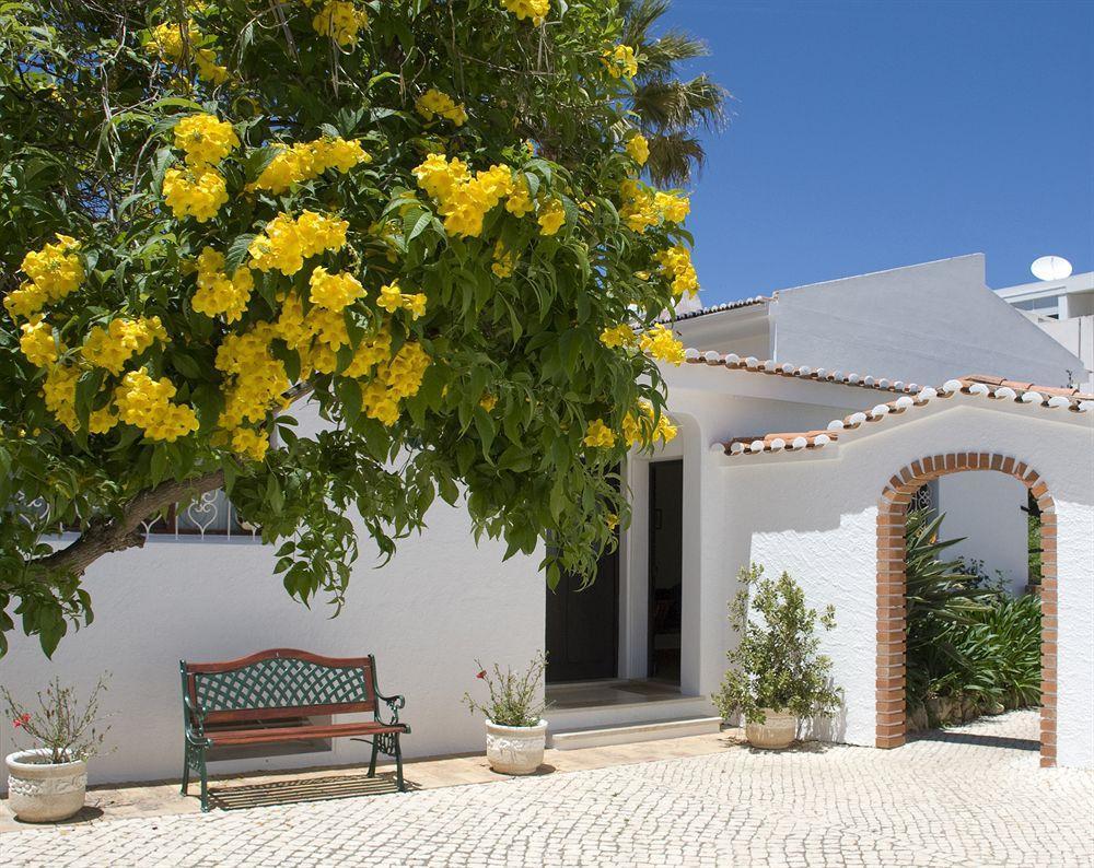 Lagos Village Exterior photo